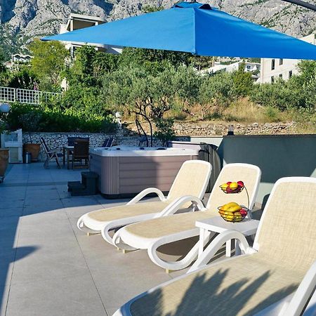 Amazing Apartment In Makarska With House Sea View Zewnętrze zdjęcie