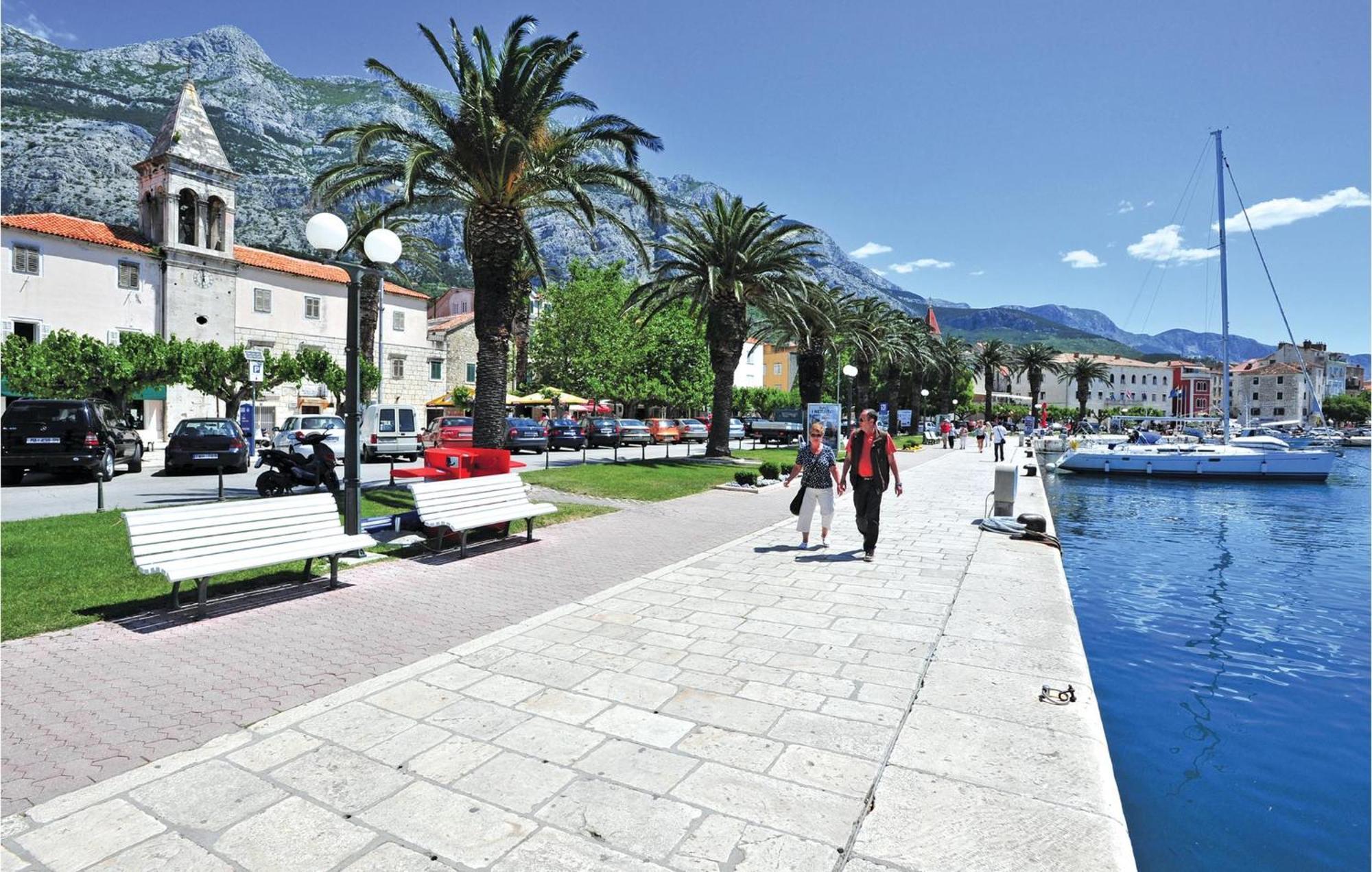 Amazing Apartment In Makarska With House Sea View Zewnętrze zdjęcie
